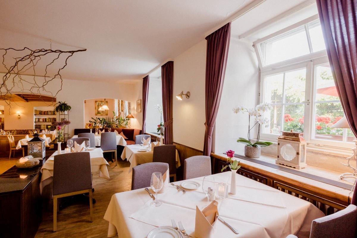 Akzent Hotel Sternen 乌尔丁根-米尔霍芬 外观 照片
